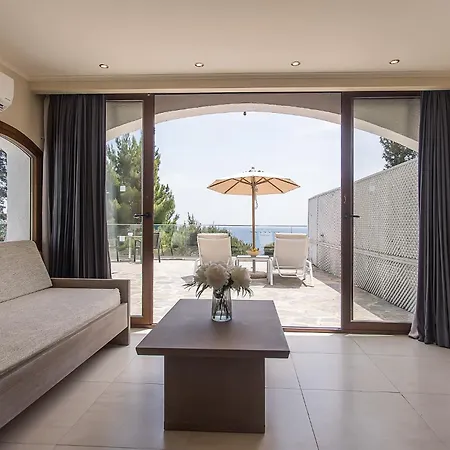 Corfu Palace 5* Πέραμα